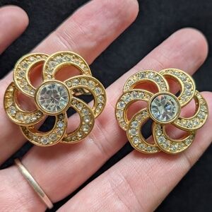 Monet Vintage Gold Tone Ribbon Flower Clip On Earrings